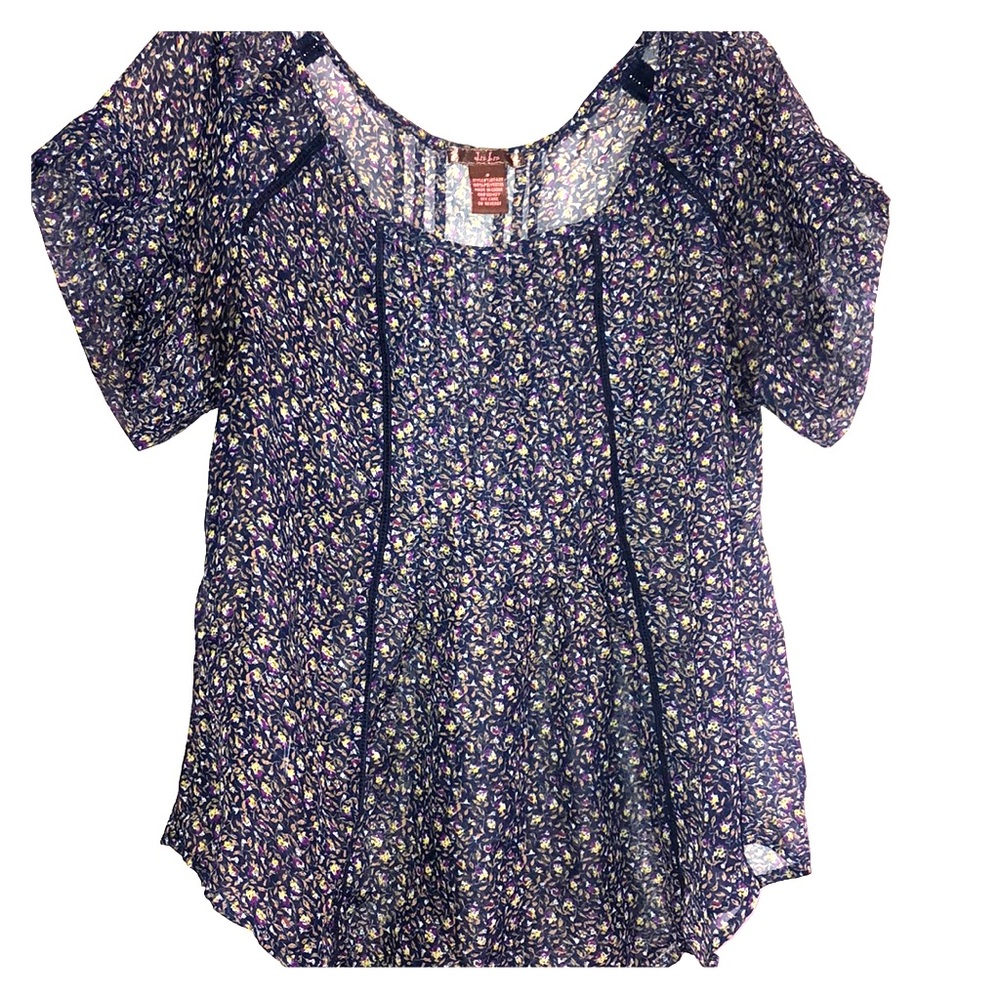 Blue floral top